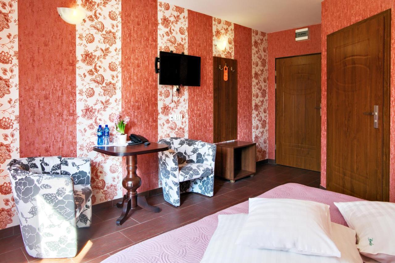 Hotel Horda Słubice Kültér fotó